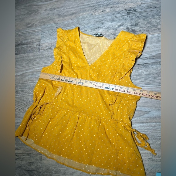 MADEWELL Side-Tie Ruffle Peplum Top in Polka Dot - Picture 6 of 8